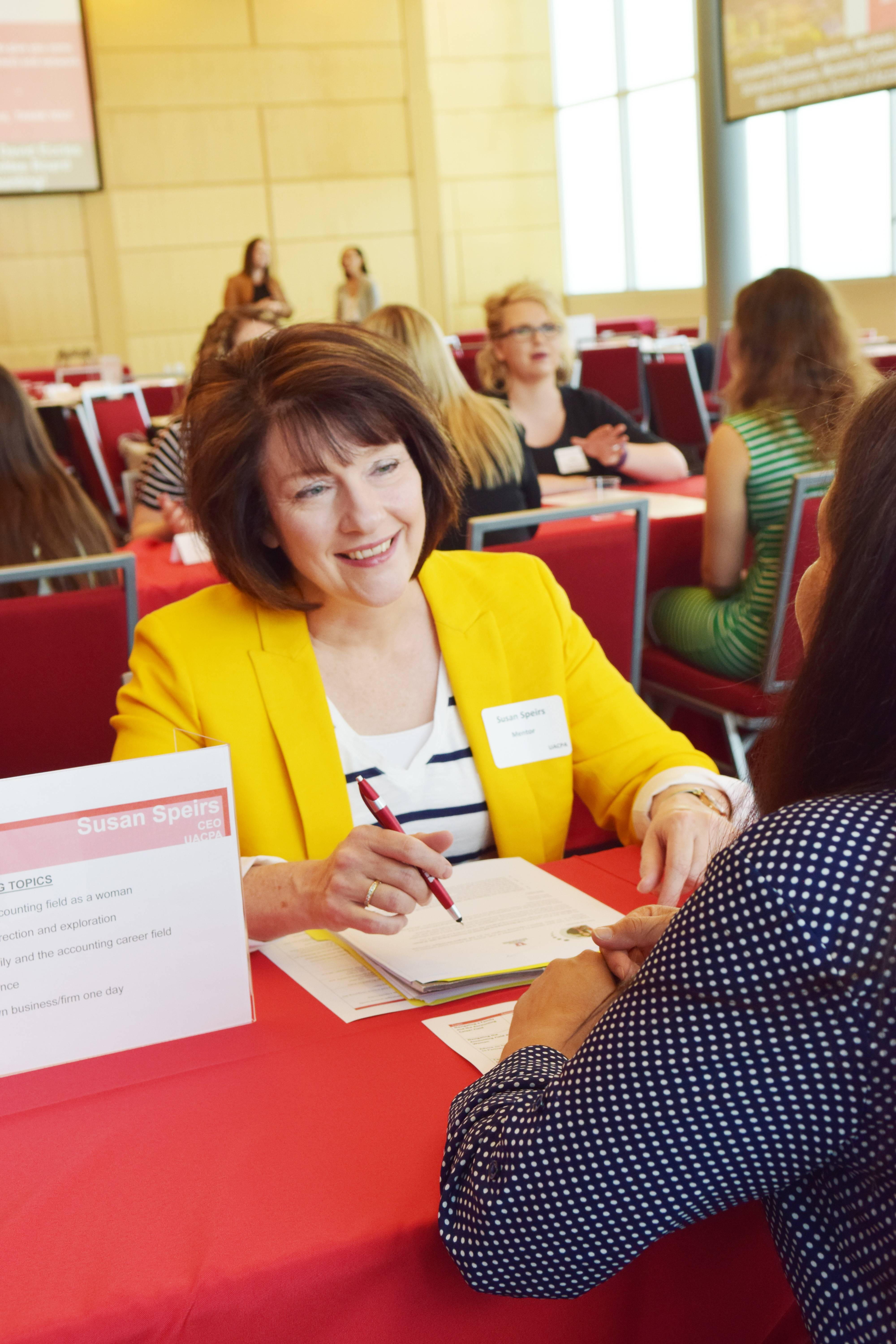 MAcc Women's Mentoring Program supports women as they build careers in accounting